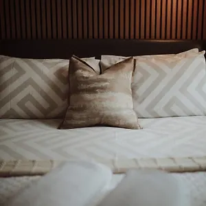 3* Bed & Breakfast 16 Pilrig